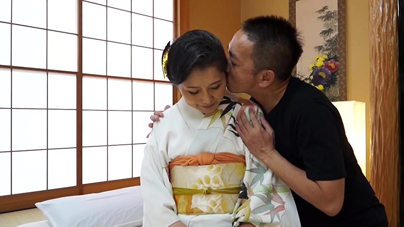 古希で初撮り 澤すみれのサンプル画像1