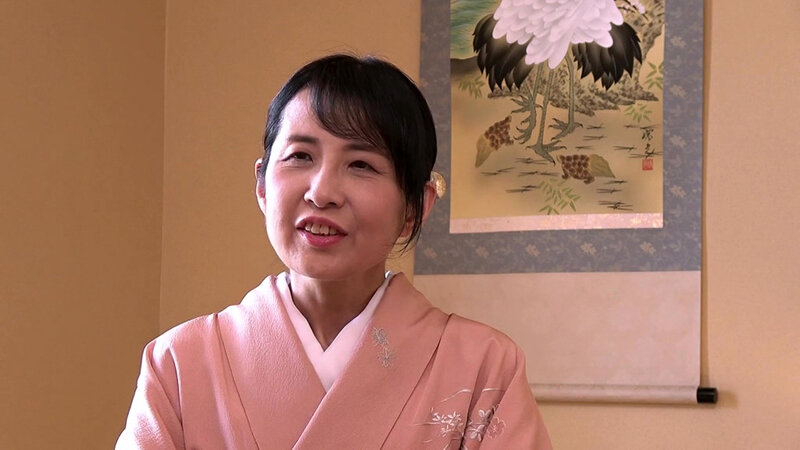 還暦熟女 羽根透香のサンプル画像1