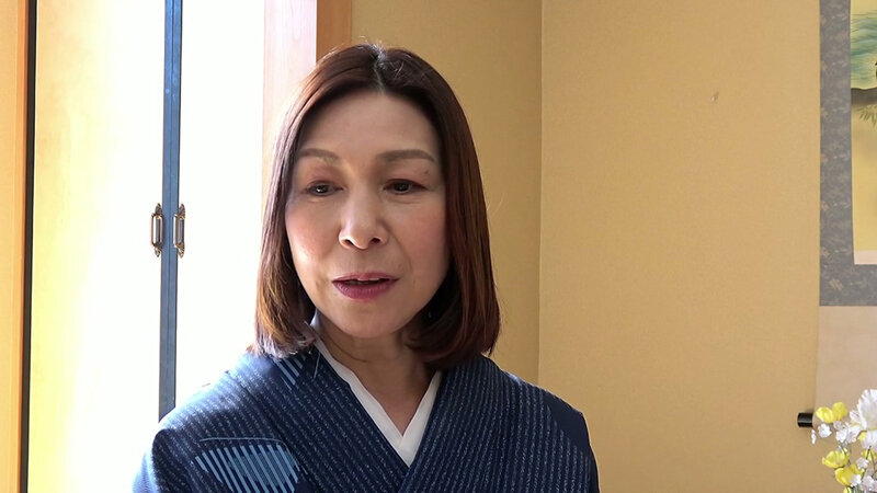 還暦で初撮り 島崎瑠美のサンプル画像1
