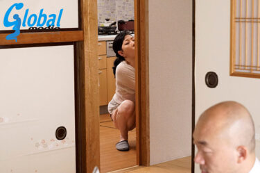 真・異常性交 還暦母と子 其の四 欲求不満を溜め込んだ母と息子の秘密の姦係 三枝由梨のサンプル画像4