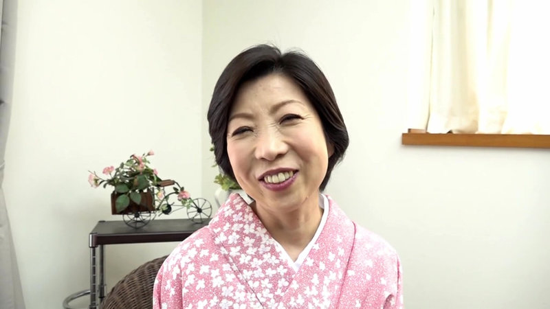還暦で初撮り 倉本えりのサンプル画像1