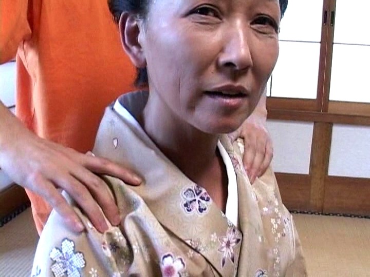 日本性豪熟女 湯河原の温泉旅館の女将さん 還暦マ○コに火が付いて…。 高島寿子60歳のサンプル画像1